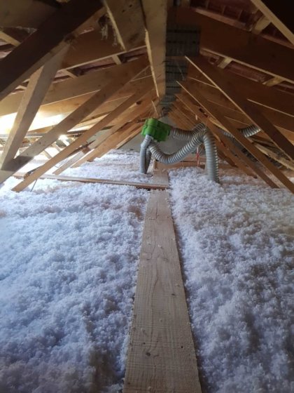 isaloation des combles par PROBAT 83 13 06 insufflation