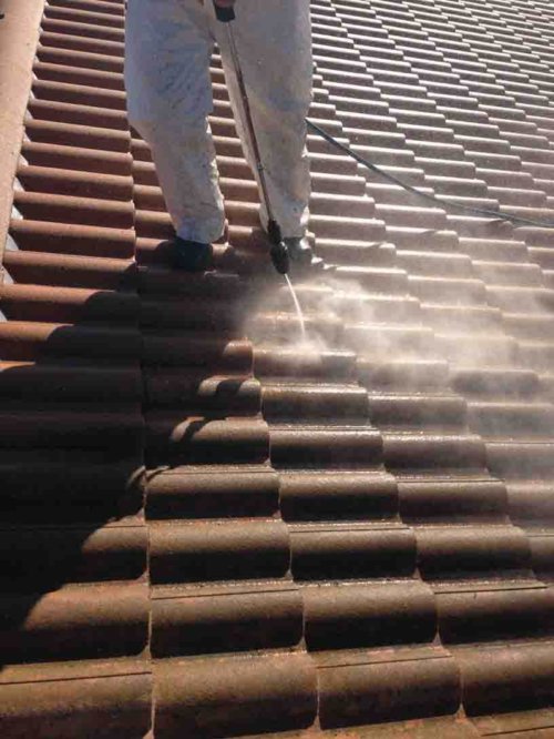 Nettoyage basse pression traitement toiture Probat Var 13 06